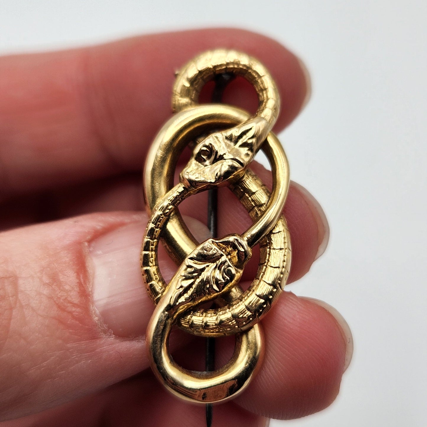 18k Victorian Infinity Lovers Knot Snake Brooch/Extender