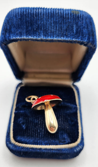 Vintage Enamel Fly Agaric Mushroom 🍄