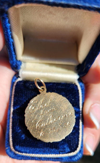 Vintage Star Wreath Gemini Pendant