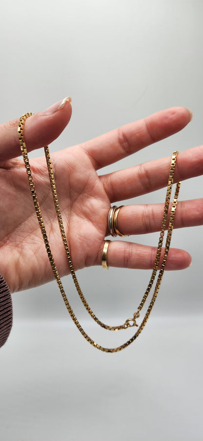 Vintage 18k UnoAErre Box Chain